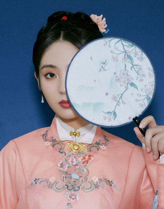邢菲古典温婉写真照片