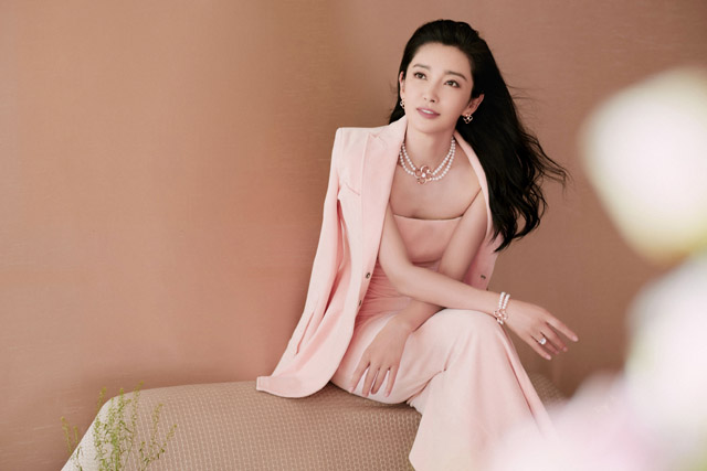 李冰冰粉色抹胸礼服优雅知性写真照片