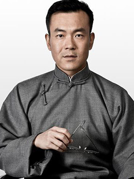 梁经纶剧照