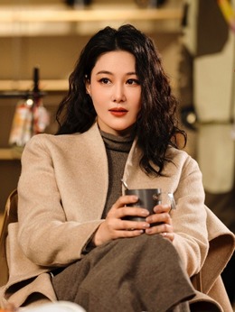 李青衣剧照